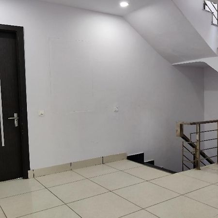 Oyo Hotel Laksh Kurukshetra Extérieur photo